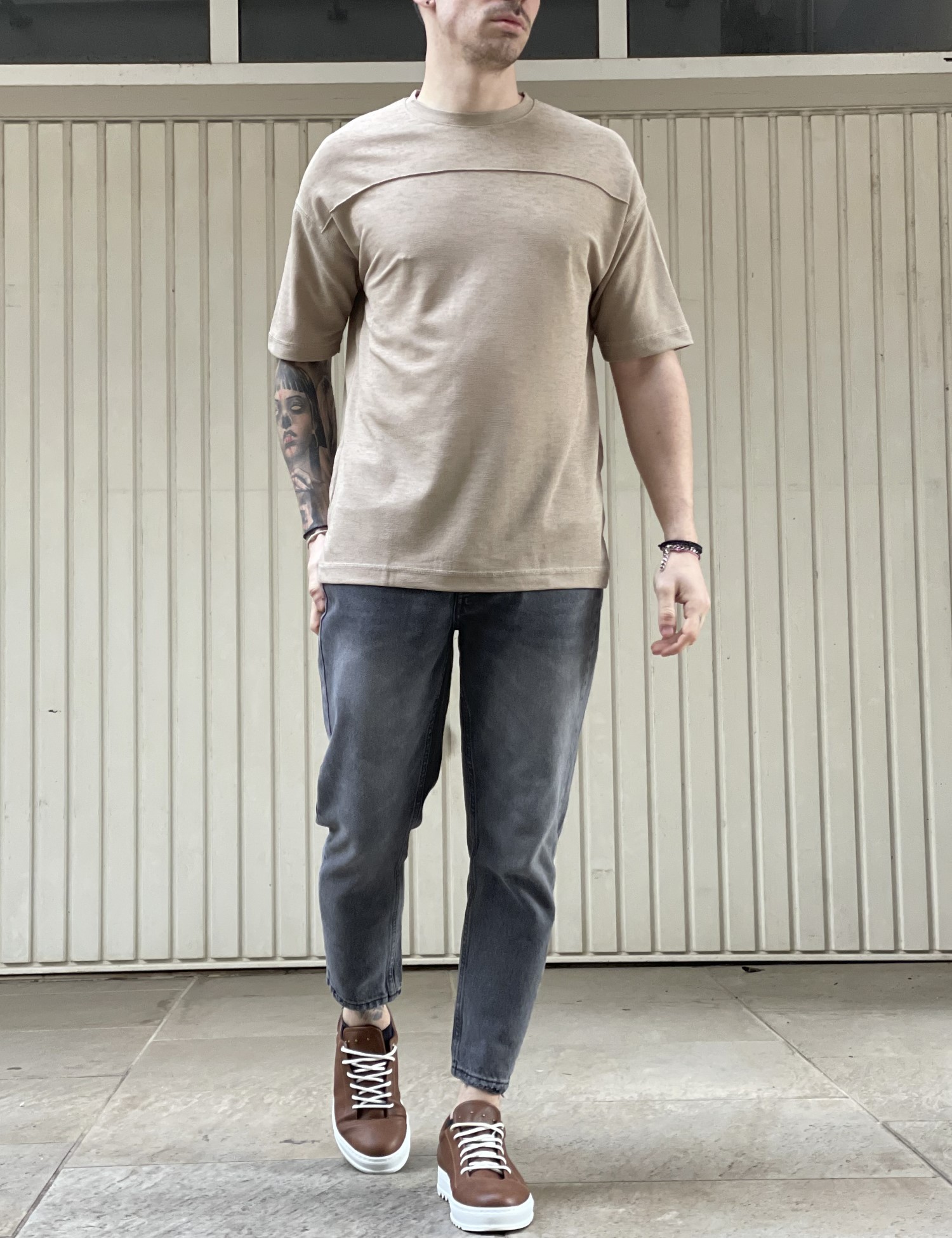 Ανδρική μπεζ κοντομάνικη μπλούζα Oversized TST2030B φωτογραφία